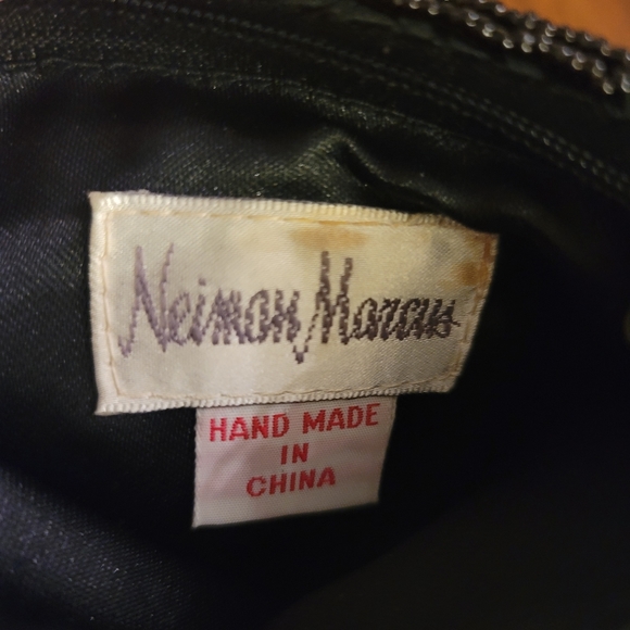 VINTAGE NEIMAN MARCUS Beaded Clutch - Picture 5 of 5